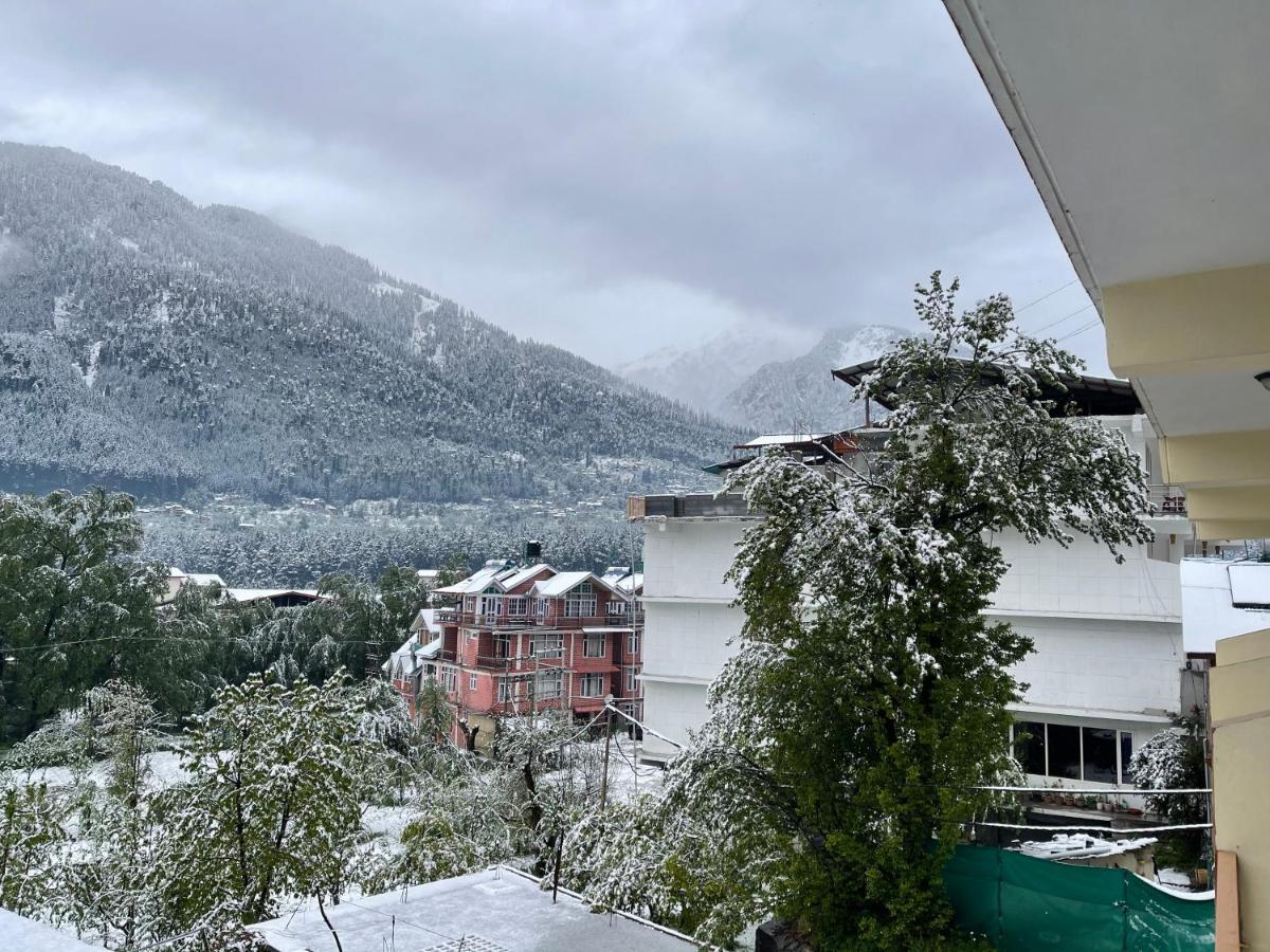 Hotel Snow Bird 2*